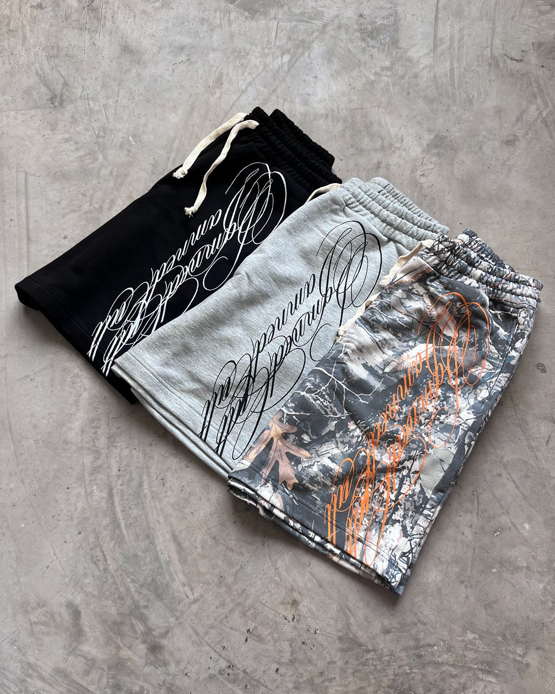 FOCOS BLACK SHORTS