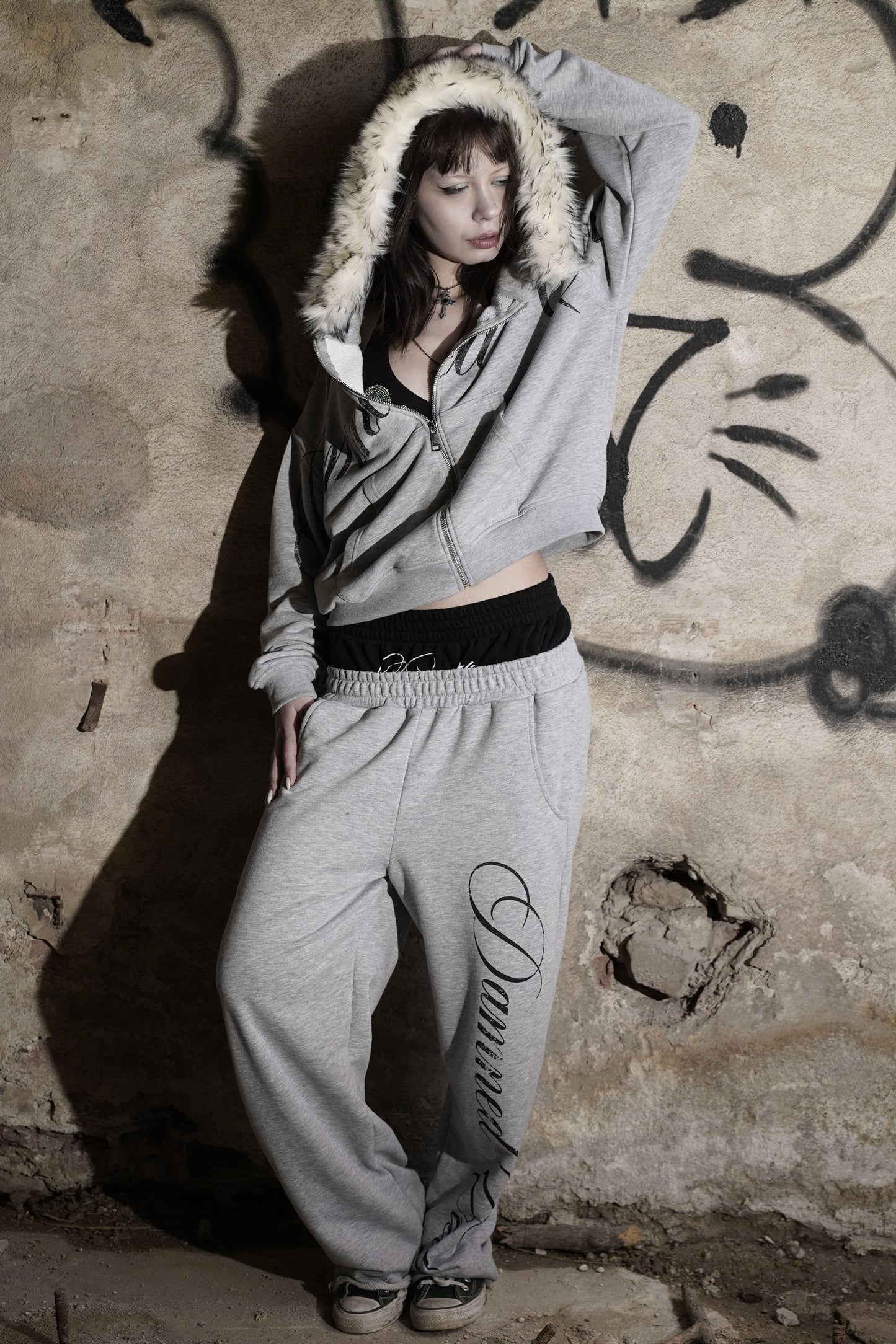 BADCULT GRAY FUR ZIP UP