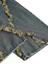 Görseli Galeri görüntüleyiciye yükleyin, DAMNED CULT X PATCH JEANS
